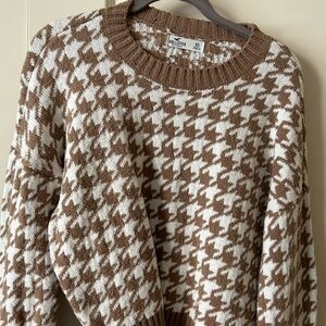 Hollister Sweater